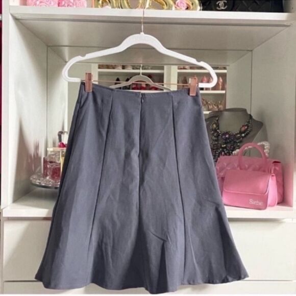 Pleated knitted skirt in gray Size Small - Picture 4 of 15